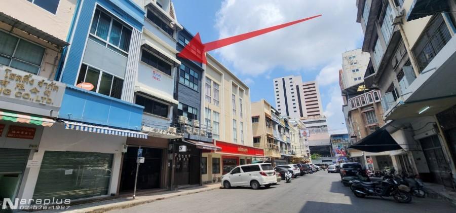 . 69030150 : ขายอาคารพาณิชย์ 5 ชั้น พร้อมต่อเติมดาดฟ้า บนที่ดินรวม 24.7 ตร.ว. ย่านวังบูรพา ใกล้ Mega Plaza และ ดิโอสยาม พลาซ่า อยู่ในทำเลธุรกิจ การค้า 3