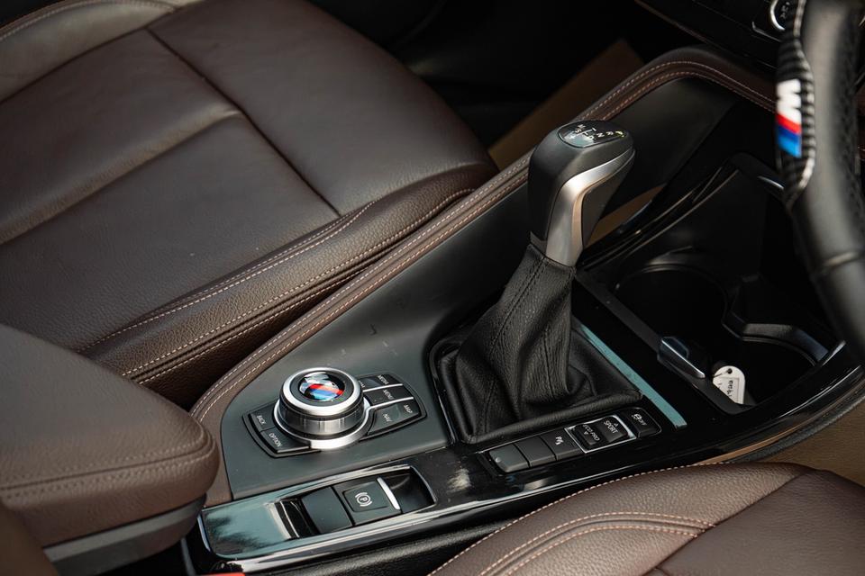 BMW X1 sDrive20d xLine 2.0 F48 AT ปี 2021 รูปที่ 15