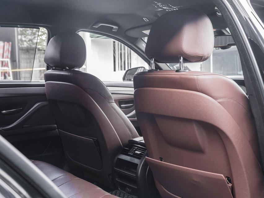 รหัสรถ 67GG0478 BMW 525D M Sport LCI F10 ปี 2015 16