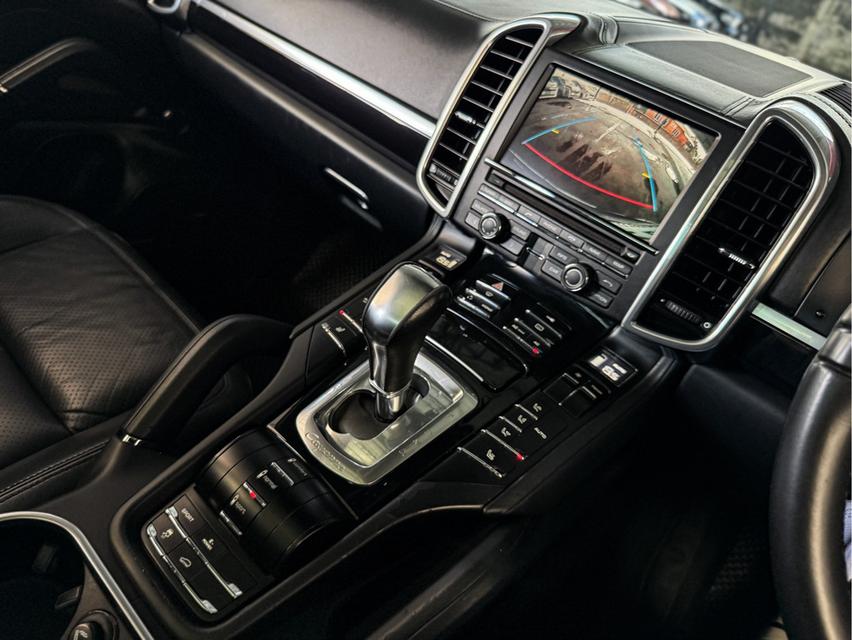 2010 จดทะเบียน 2011 PORSCHE CAYENNE S​, 3.0 HYBRID 7