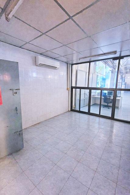 ตลาดน้อย ท่าเรือข้ามฟากสี่พระยา ให้เช่าโกดัง เจริญกรุง25-35 MRTหัวลำโพง 360ม. 780ตรม. ย่านกลางเมือง สัมพันธวงศ์ 195ตรว. 3