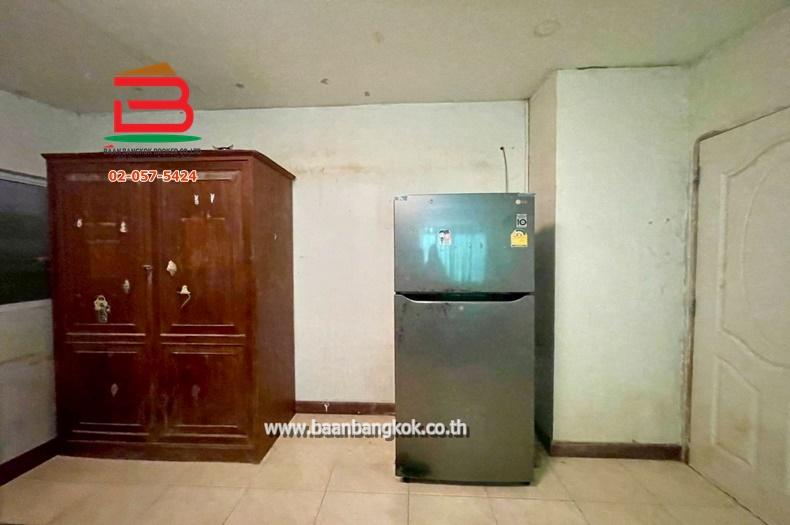 บ้านเดี่ยว หมู่บ้าน พรพิมาน คลอง5 เนื้อที่ 63 ตรว. ถ.รังสิต-นครนายก ต.รังสิต อ.ธัญบุรี จ.ปทุมธานี