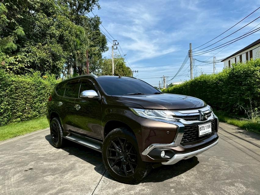 Pajero 2.4 GT Premium NAVI 4WD ปี2015 รถมือเดียวป้ายแดง