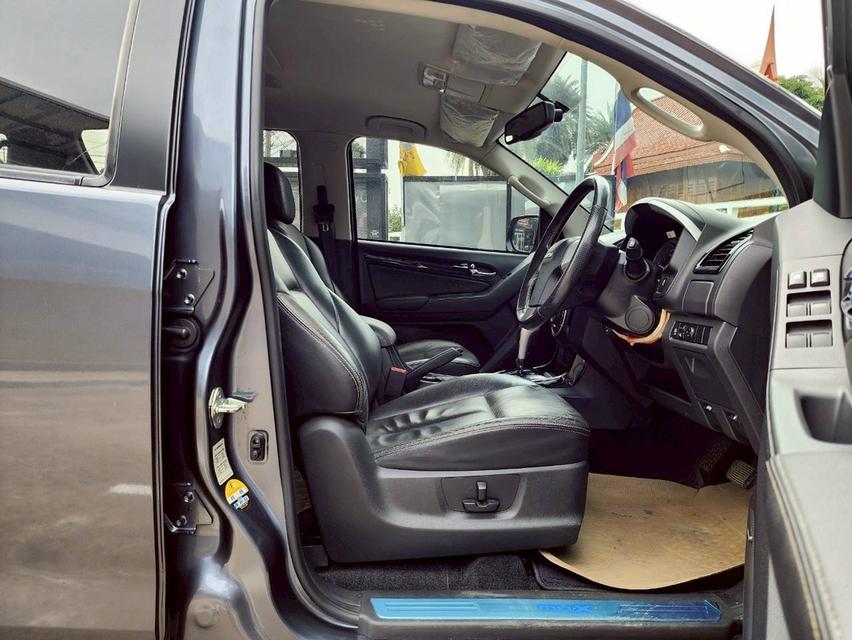 ขาย Isuzu MU-X 1.9Ddi ปี16 11