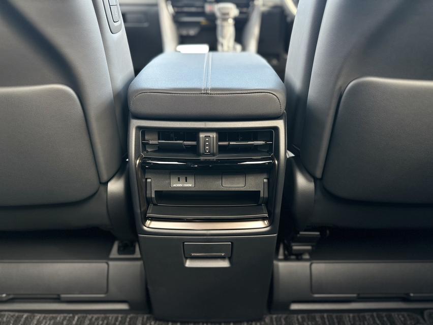 Toyota Alphard  Z hybrid 40  HEV 16