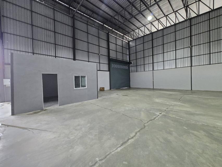 โรงงานให้เช่า ขนาดกำหนดเองได้ 480 - 11,500 ตารางเมตร 5