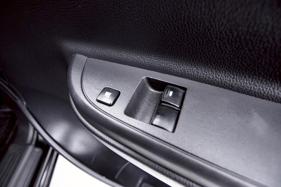 รหัสรถ 1D970 TRITON 2.4 GLX 2020 13