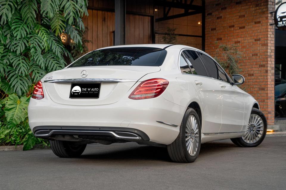 Mercedes-Benz C180 Exclusive ปี 2015 📌เข้าใหม่วันนี้! 𝐁𝐄𝐍𝐙 𝐂𝟏𝟖𝟎 สวย 𝐄𝐱𝐜𝐥𝐮𝐬𝐢𝐯𝐞 ระดับ AAA+ ❤️‍🔥 2