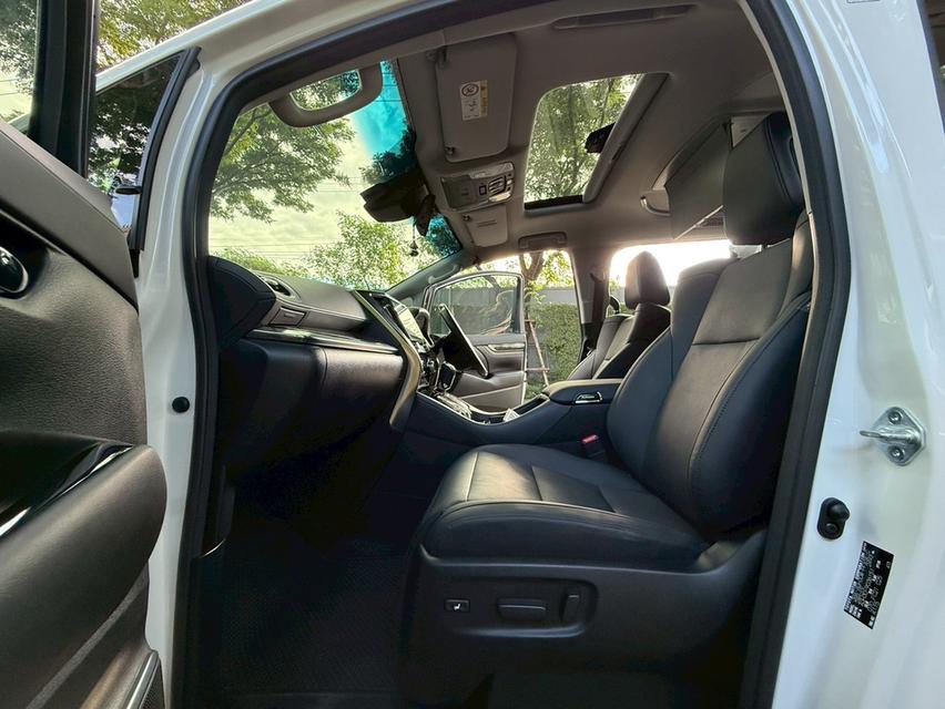 TOYOTA ALPHARD 2.5 SC package 2021 จด 2022 มือเดียว 9