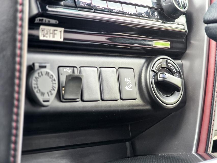 (แจ้งรหัสรถ CBLX9344) ! 🚙 TOYOTA FORTUNER 2.8 TRD SPORTIVO 4WD AT 2019. รูปที่ 17