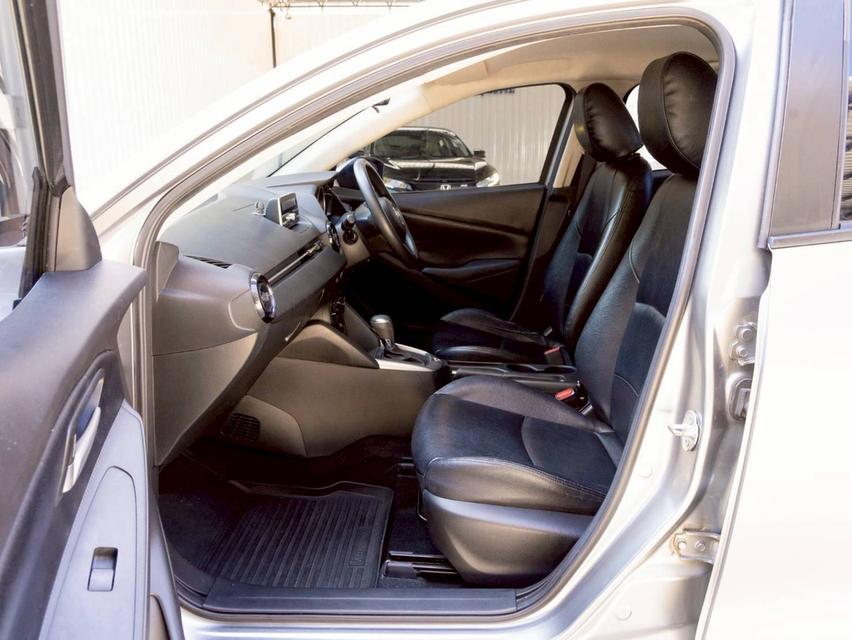 Mazda 2 1.3S ปี 2016 ♨️ #ประกันเครื่องเกียร์หลังการขาย3ปี / 30,000km. ♨️ 19