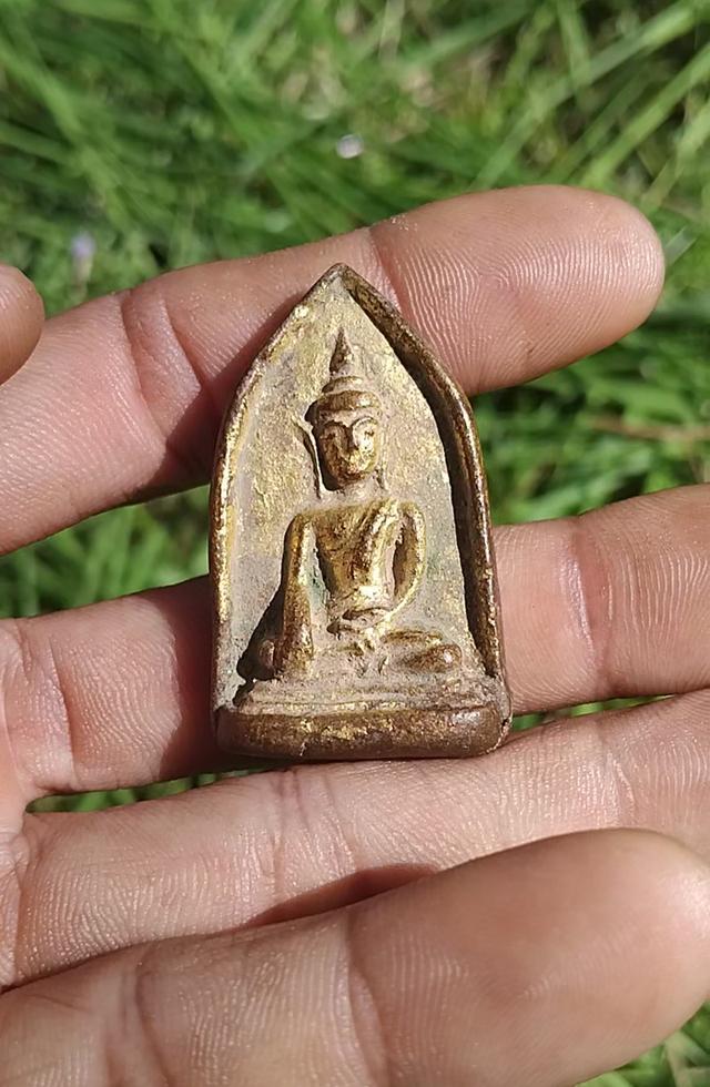 พระขุนแผนหน้าอิฐ กรุวัดใหญ่ชัยมงคล