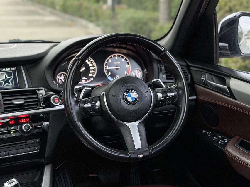 BMW X3 xDrive20d M-Sport (F25) ปี 2017 สีขาว รถมือเดียวออกศูนย์ BMW Thailand ดีเซลล้วน โฉม LCI หลังคาแก้ว รูปที่ 9