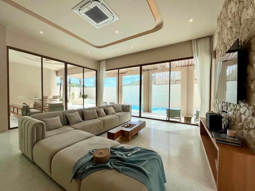 H462 ให้เช่า บ้านเดี่ยว Modern Pool Villa Jomtien 5 ห้อง 4