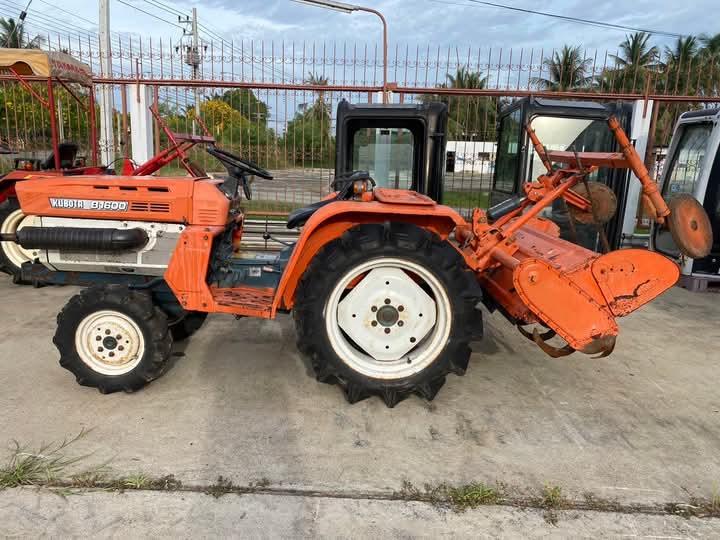 รถไถ Kubota B1600 มือสอง  3