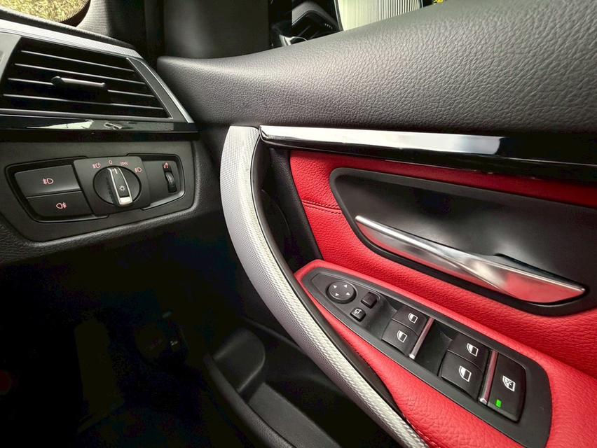 Bmw 320d M Sport LCI ปี18เลขไมล์ 46,xxx โล รูปที่ 13