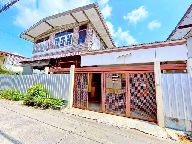 MRTอิสรภาพ 850ม. รพ.ศิริราช 2.1 กม. บ้านเช่า 3-4นอน 1น้ำ วัดดีดวด จรัญ 8-12 ทำเลฝั่งธน ใจเมือง ใกล้รถไฟฟ้า เลี้ยงสัตว์ได 2