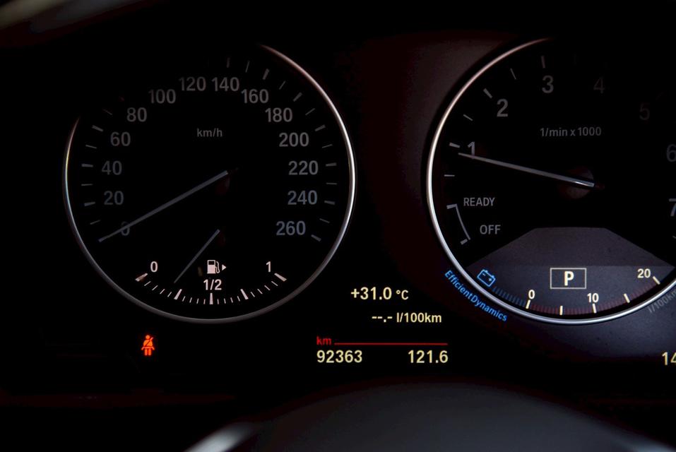 BMW X1 sDrive18i xLine F48 AT 2018 16