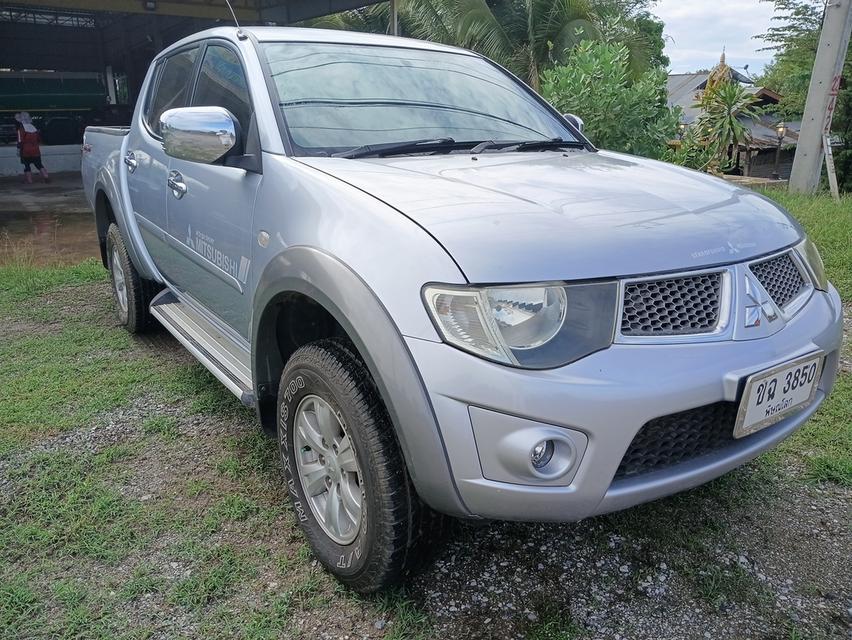 Mitsubishi รถบ้านเกียร์ออโต้