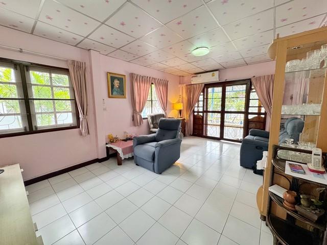บ้านเดี่ยว รัตนาธิเบศร์ ใกล้รถไฟฟ้า 2 สาย รีโนเวทใหม่ทั้งหลัง มณียา ท่าอิฐ พร้อมอยู่ทันที ทำเลดี เหมาะสำหรับอยู่อาศัยหร 6
