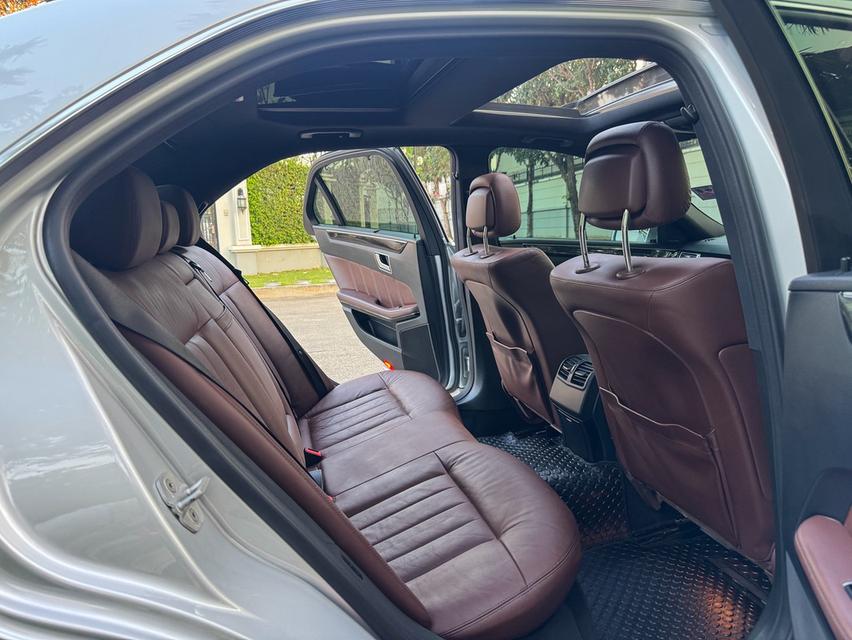 รหัสรถ AVA6485 📌🆕 Benz E300 AMG W212 ตัว Top ปี 14 limited edition! Facelift ออฟชั่นเต็ม หลังคาแก้ว เจ้าของเดียว รูปที่ 13