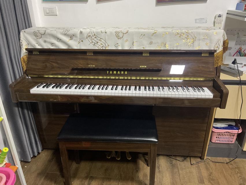 Piano Yamaha JU109/PW 