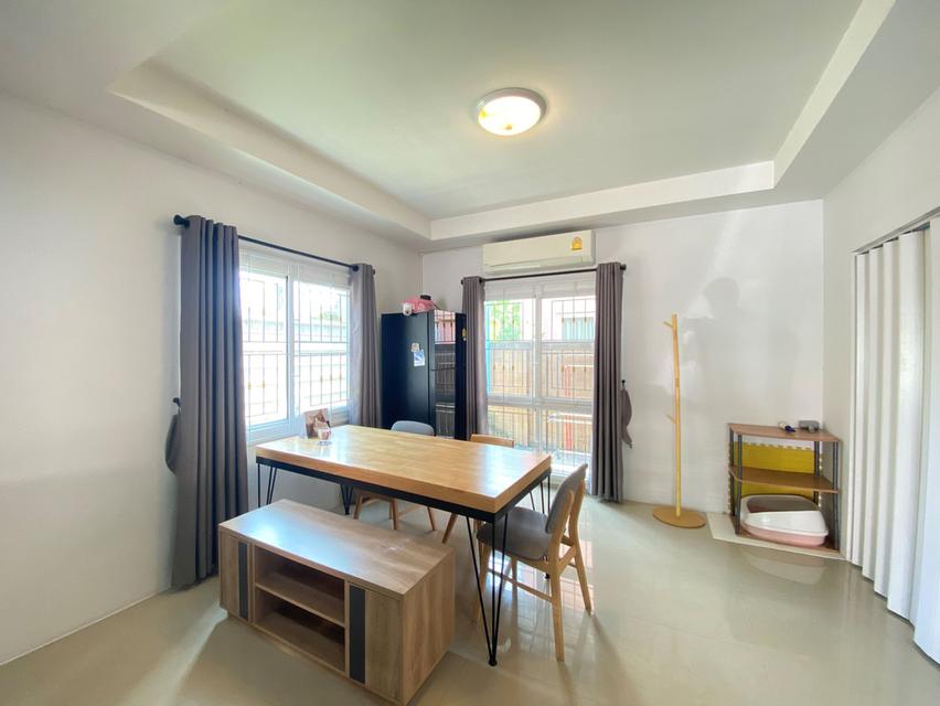 ขายบ้านแฝดหลังมุม โครงการ Victoria Garden Ville - Motorway ทำเลดี ติดมอเตอร์เวย์ 4