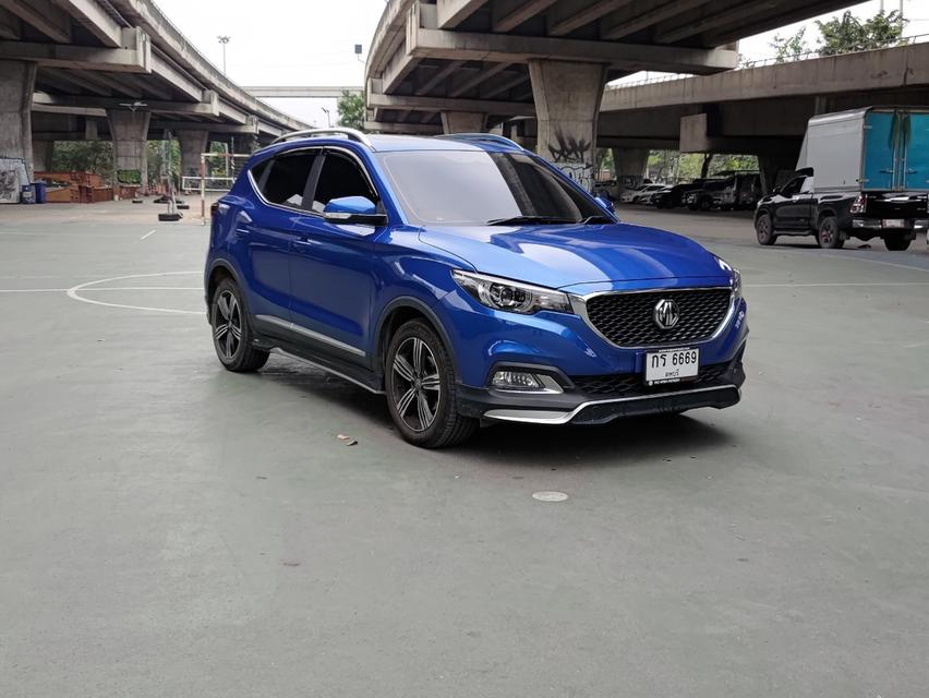 ขายรถ MG ZS 1.5X sunroof ปี 2020 สีน้ำเงิน เกียร์ออโต้