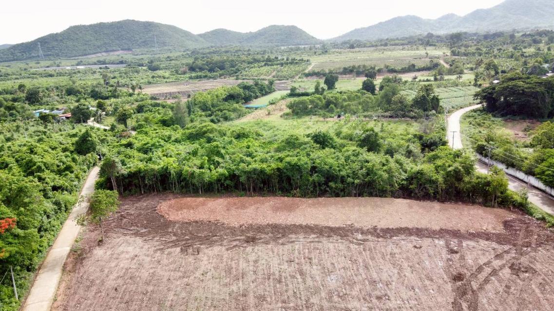 ที่ดินเพชรบุรี วิวภูเขา 3