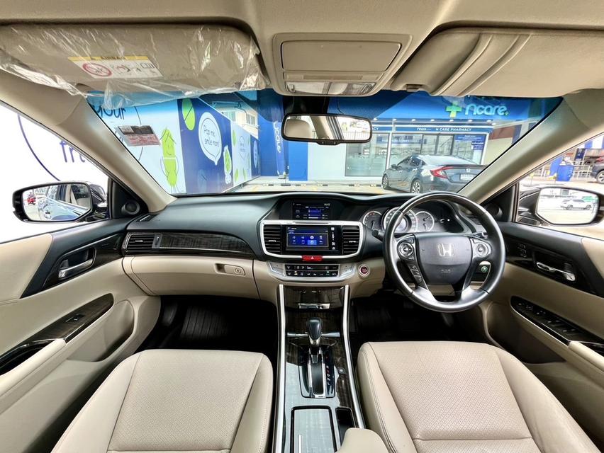 HONDA ACCORD 2.0 EL ปี 2016  10