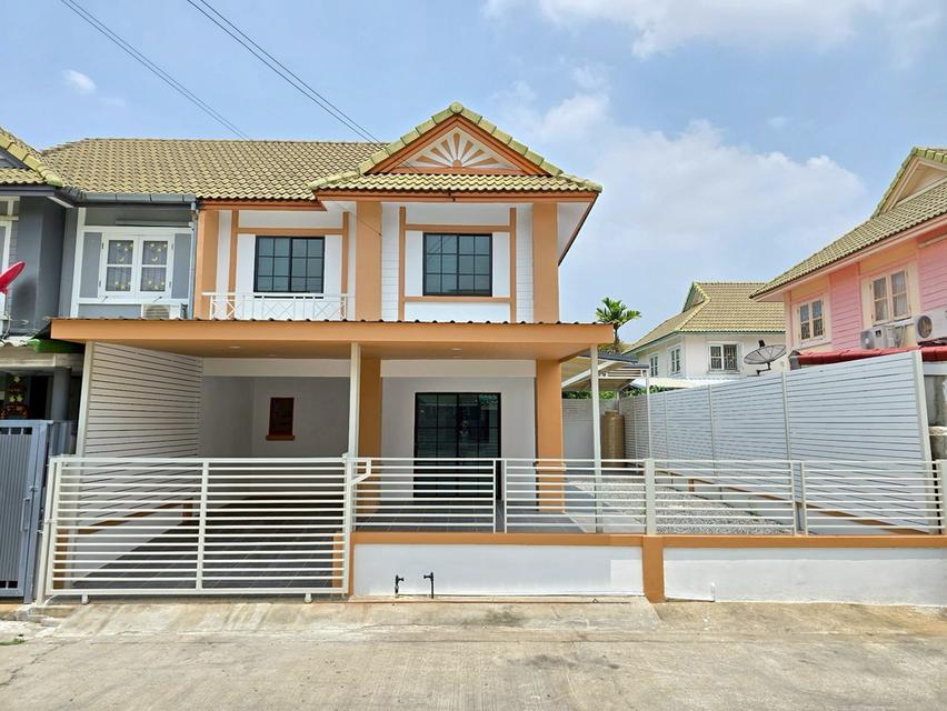 ขายบ้านแฝด หมู่บ้านพฤกษา 20 ซอย 2/4