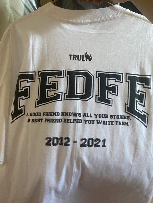 เสื้อ XL- มือ1 สภาพใหม่ๆ 2