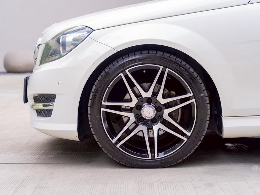 MERCEDES-BENZ C180 COUPE AMG SPORT+ ปี 2013 รูปที่ 8