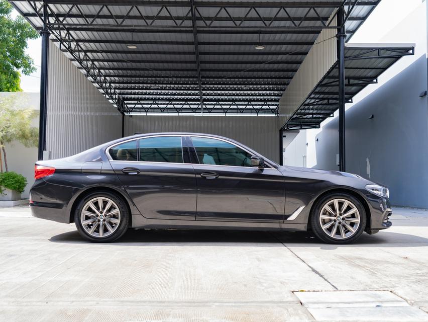 BMW 530e 2.0 G30 Elite Sedan	2019 รูปที่ 7