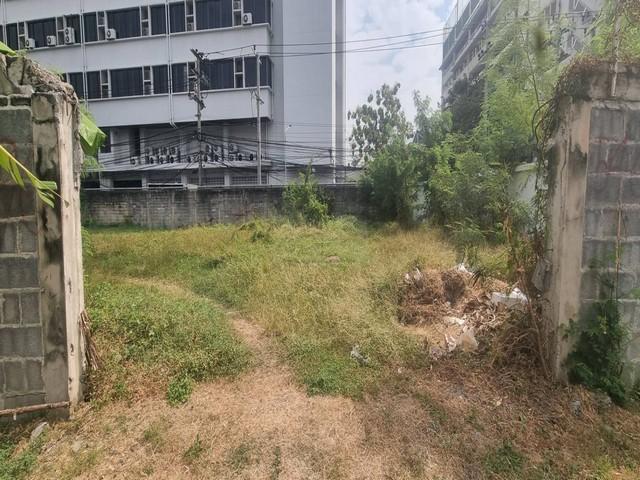 ให้เช่าที่ดิน 540 ตรว. ซอยลาดพร้าว 15 (หลังศาลรัชดา) ใกล้ MRT ลาดพร้าว เหมาะทำหลายธุรกิจ **รับสัญญายาวได้ 4