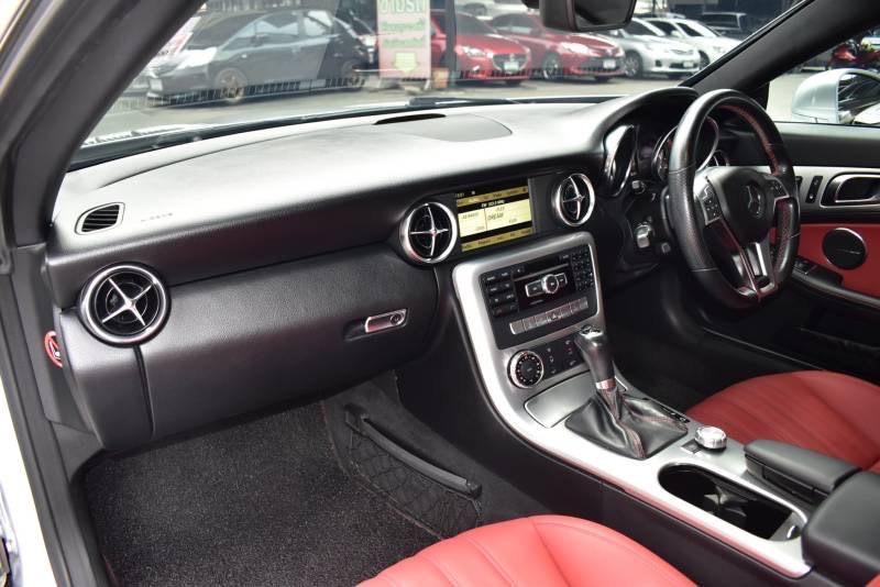 2012 Mercedes-Benz SLK200 BlueEFFICIENCY AMG 1.8 R172  Sports Convertible 6