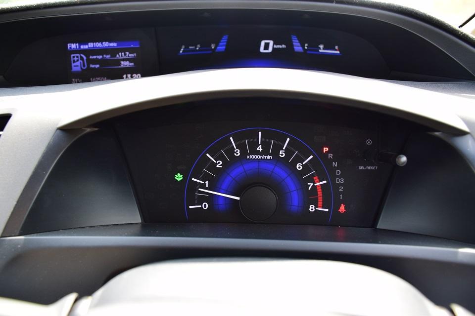 ขายเพียง 248000 บาท ปี2012 รถสวยมือเดียวจากป้ายแดง CIVIC FB 1.8E เบาะหนังแท้ไฟฟ้า แอร์จอ  ครูสคอลโทล กุญแจรีโมท2ดอกครบขับดี โทร 0957401229ไดีไลน์UTBP  6