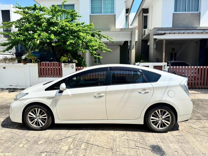 ขายราคาถูก Toyota Prius ปี 2012