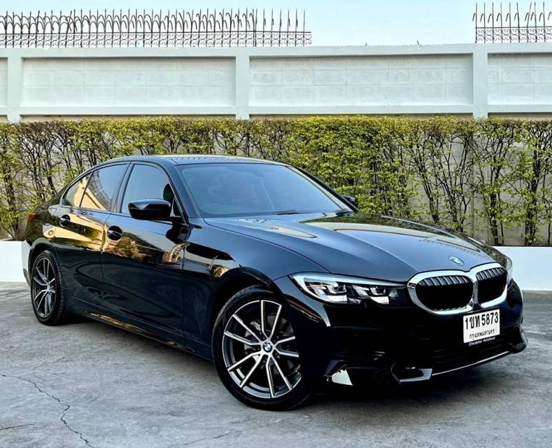 รูป BMW #320D #G20 Sport CBU ปี 19  เครื่องยนต์ดีเซล 4 สูบ ขนาด 2.0 ลิตร 1,995 cc. TwinPower  5