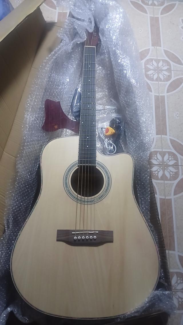 กีตาร์โปร่งไฟฟ้า มีลำโพงในตัว MOST M-41 Transacoustic (ทรานอคูสติก) OS1และM4pro ต่อบลูทูตได้ รูปย่อยที่ 2