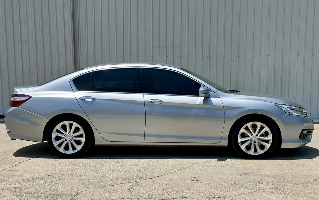 HONDA ACCORD 2.4 EL i-VTEC   6