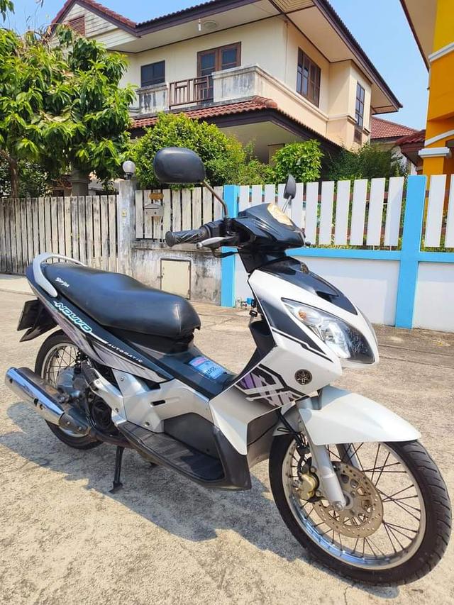 Yamaha nouvo 2005 1