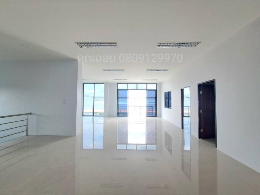 ขายโรงงานพื้นที่สีม่วง สมุทรสาคร มือหนึ่ง เนื้อที่ 1-2-62.2 ไร่ ทำเลสวนหลวง กระทุ่มแบน ใกล้พุทธมณฑลสาย4 และ 5 ซอยวปอ.11 ขอใบรง.4 ได้ พร้อมใช้ทันที 7