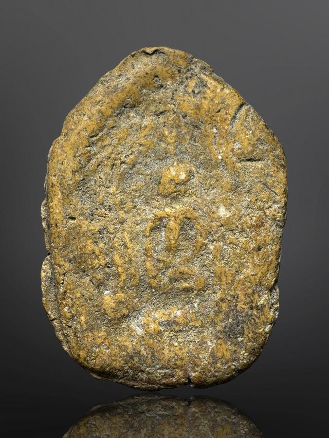 พระขุนแผนหลวงหลวงปู่ทิมวัดละหารไร่เนื้อผงพายกุมาร