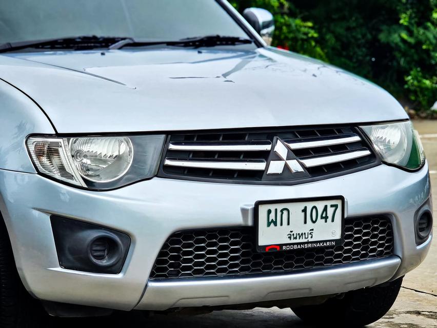 MitsubishiMitsubishi Triton 4