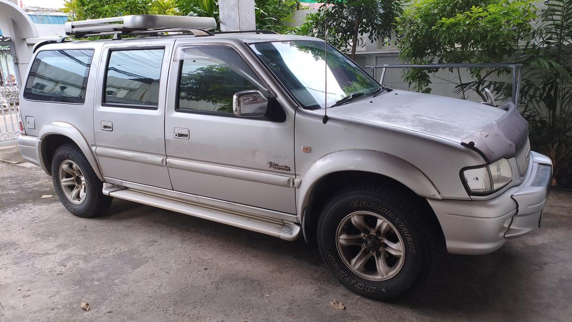 ขาย Isuzu Grand Adventure 