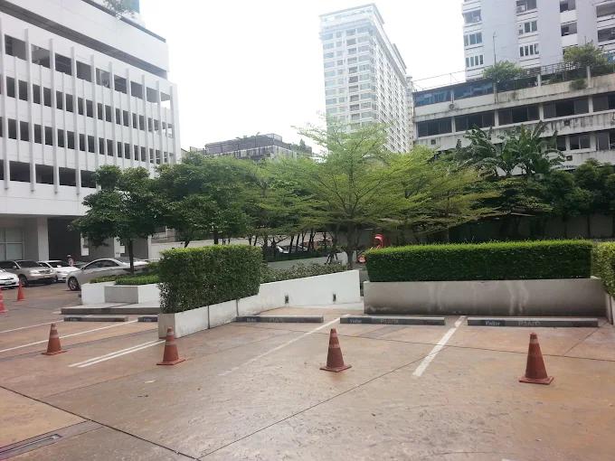 Rent Condo at Ratthewi ให้เช่าคอนโด ราชเทวี 18