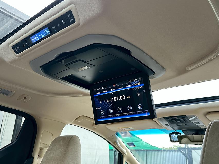 ขาย Toyota Vellfire 2.5 Hybrid ปี20 18