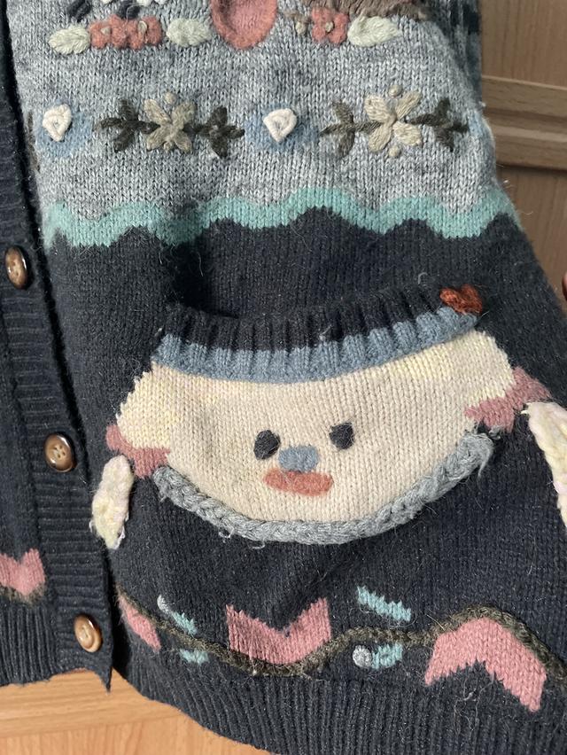 เสื้อไหมพรมปักลาย 2