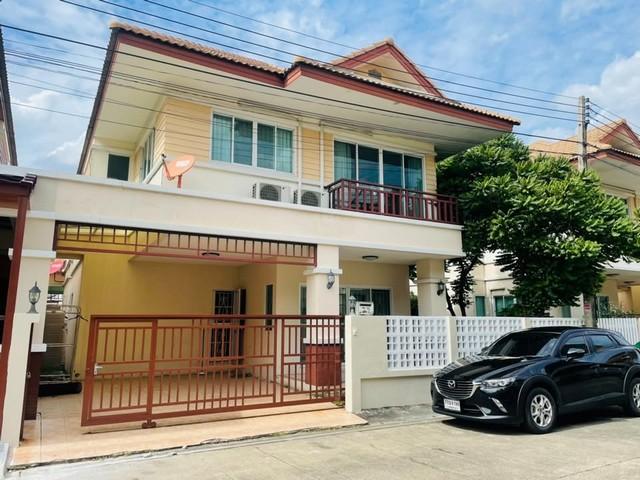 ให้เช่าบ้านนันท์นรินทร์ นาวง-ดอนเมือง 3 ห้องนอน 3 ห้องน้ำ ห้องนั้งเล่น 1 แอร 4 ที่จอดรถ 2 คัน